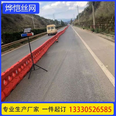 【现货供应】三孔水马塑料水马隔离墩防撞桶市政施工围栏注水围挡图3
