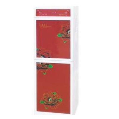 布达牌水红色家用净水器