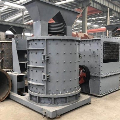 河卵石制砂机批发价 建筑垃圾破碎制沙机 中铸LZP-1000型煤矸石破碎打砂机
