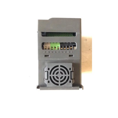 380V变频器 昆明现货英捷思Y500-XS0015G3 1.5KW变频器图5