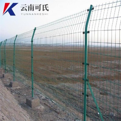 云南铁路护栏网生产厂可氏双边丝护栏网围山围地图3