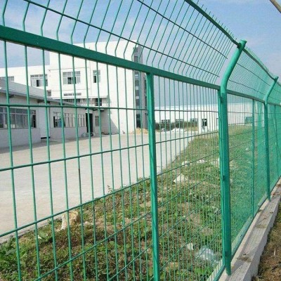泽润 边框护栏网 光伏公路铁路隔离防护 绿色包塑 安装简单 美观大方图2