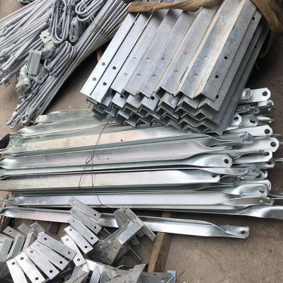 工程建筑用 镀锌铁塔 耐腐蚀 Q235B材质 经久耐用 华林电力